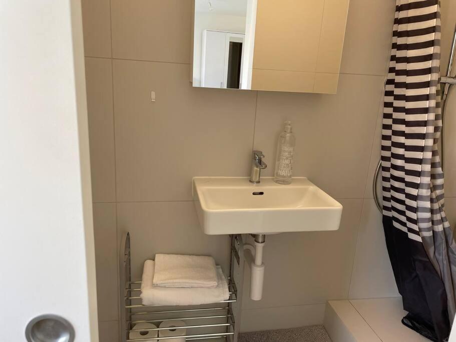 Apartament Studio Proche De La Gare ! Lozanna Zewnętrze zdjęcie