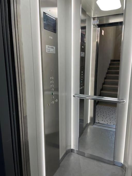 Apartament Studio Proche De La Gare ! Lozanna Zewnętrze zdjęcie